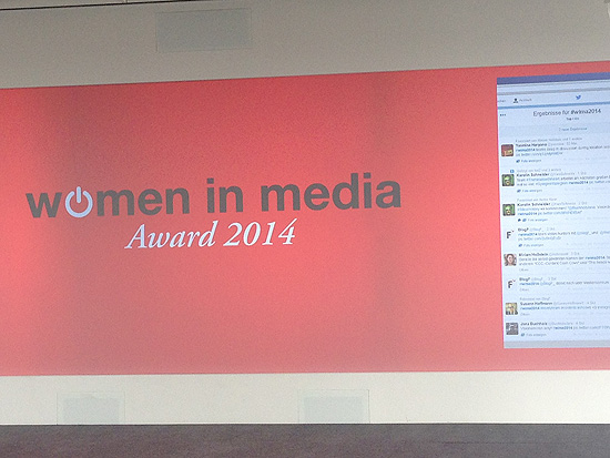 Women in Media Leinwand